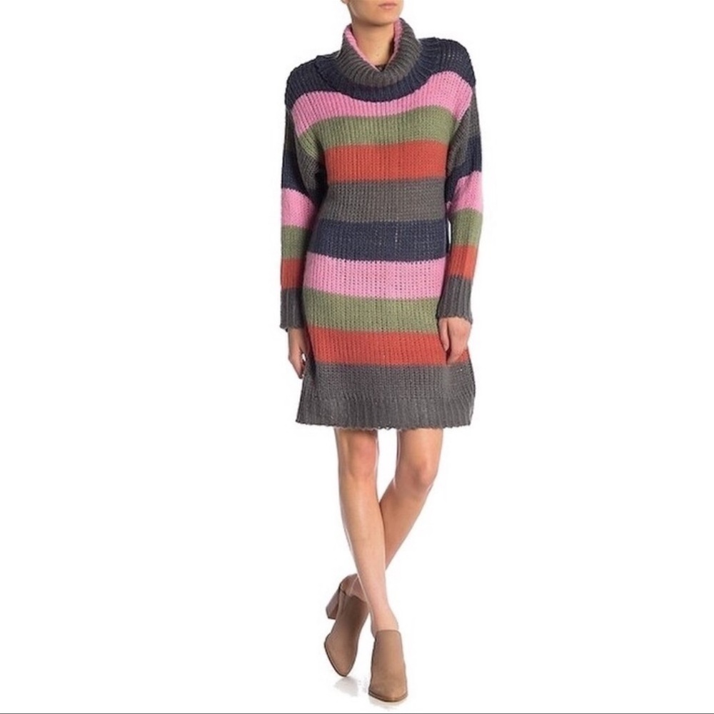 Solutions! Crowl Neck Multicolor Sweater Dress
